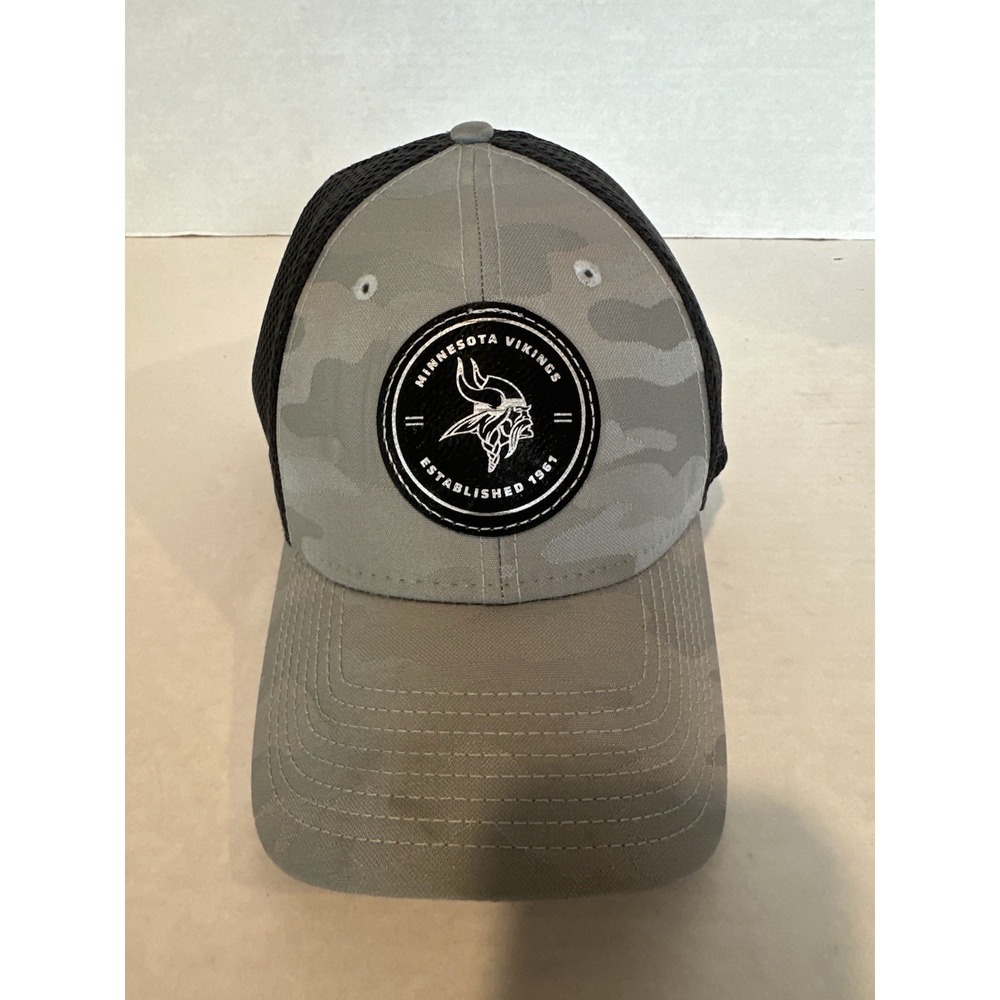 Minnesota Vikings NFL Hat Cap 39 Thirty Camouflage Grey Black Mesh Fitted L/XL